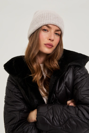 Kurtka z kapturem czarna