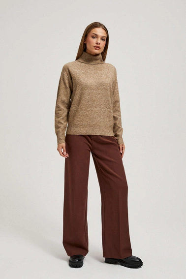 Sweter z golfem beżowy