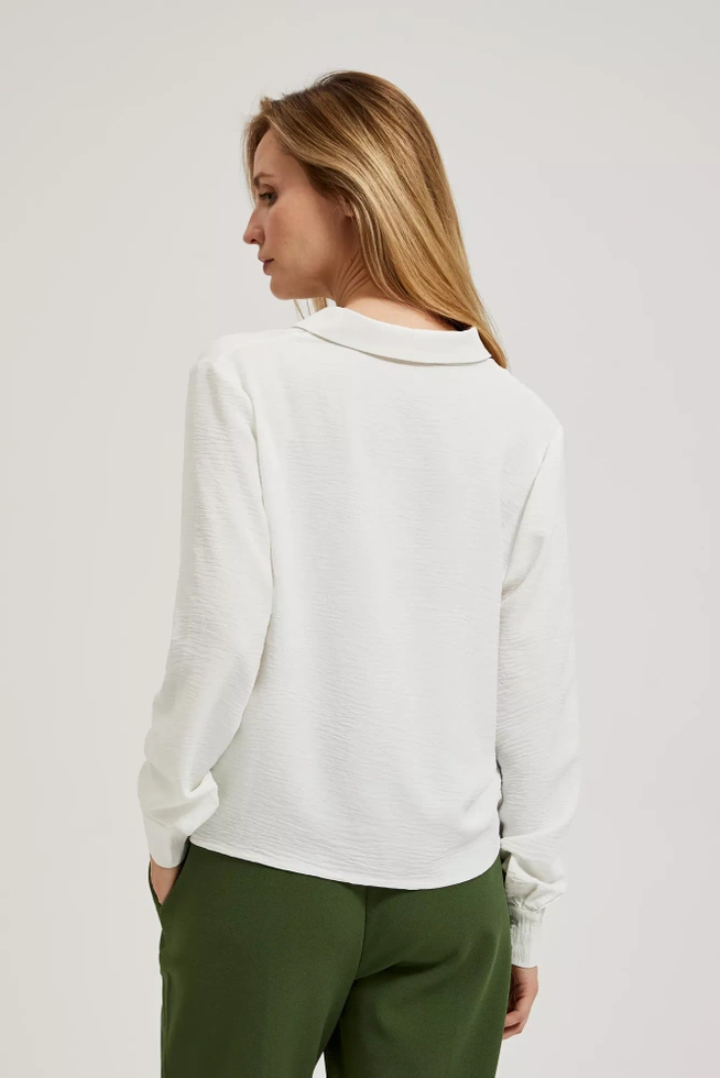 Koszula z długimi rękawami i wiązaniem biała