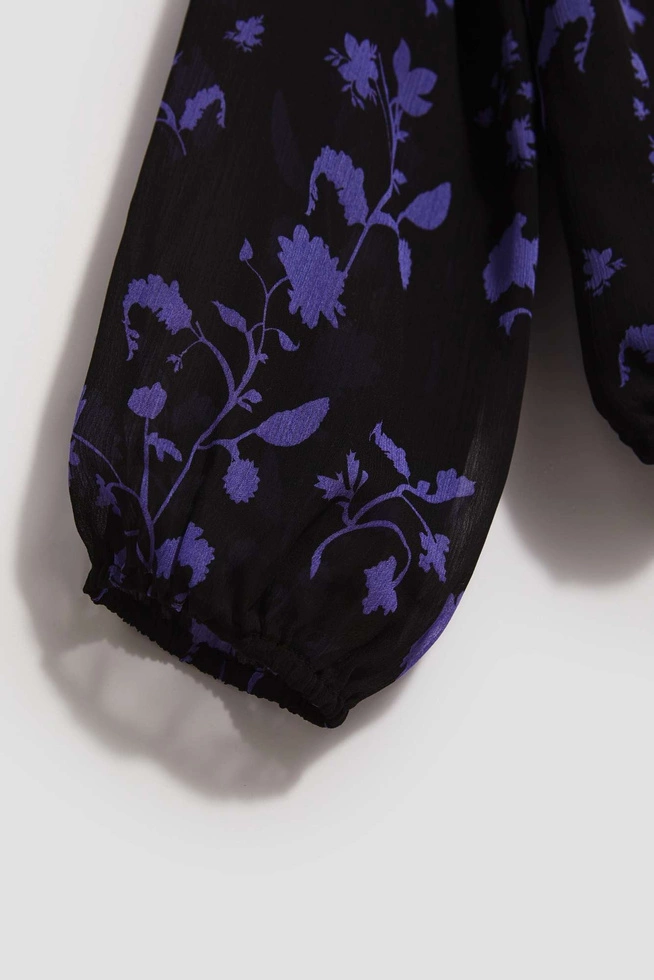 Koszula z kwiatowym wzorem czarna