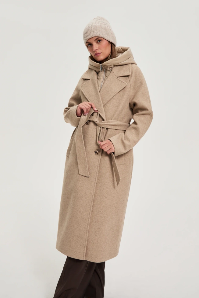 Dzianinowa czapka beżowa