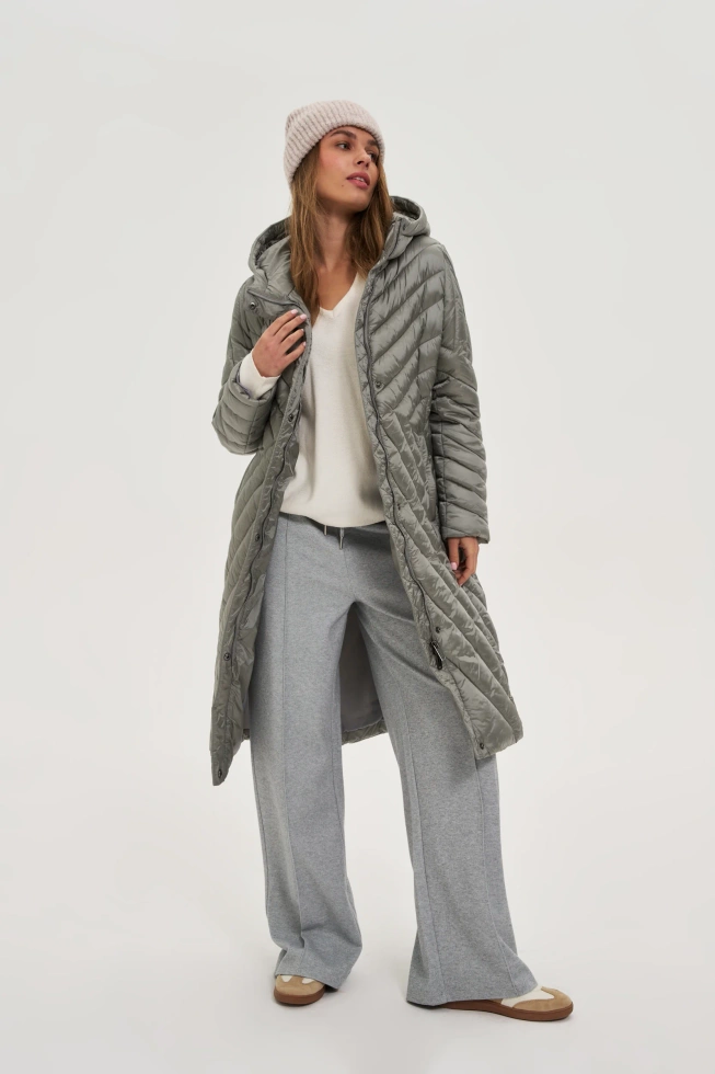 Długa kurtka oliwkowa