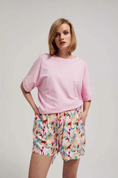 Szorty z nadrukiem liliowe