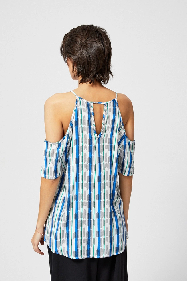 Koszulowa bluzka typu top