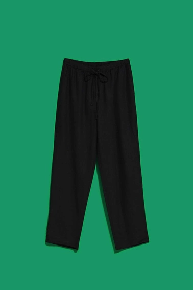 Lniane spodnie z prostą nogawką czarne