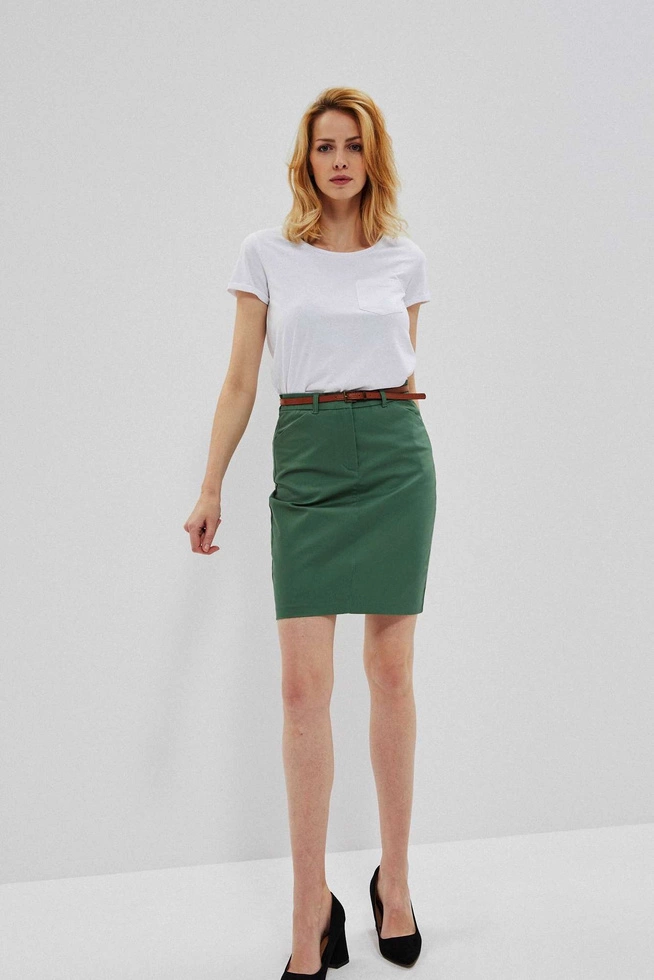 Ołówkowa spódnica z paskiem seledynowa