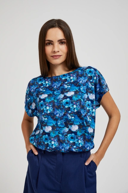 Bluzka w kwiaty niebieska