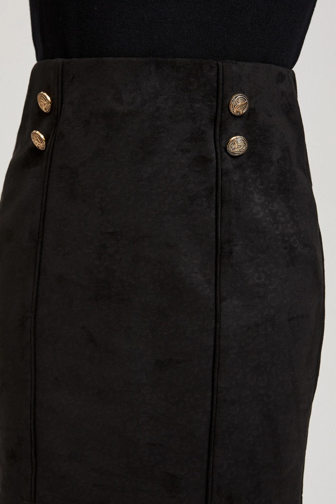 Ołówkowa spódnica z ozdobnymi guzikami