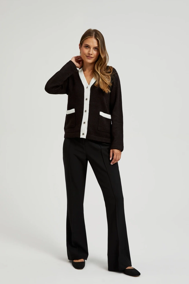 Kardigan z ozdobnymi guzikami z długimi rękawami czarny