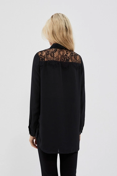 Koszula z koronką na ramionach czarna
