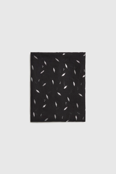 Szal z metalicznym nadrukiem czarny