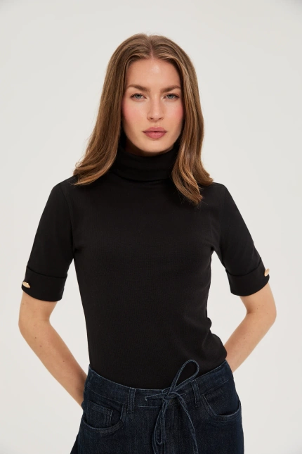 Bluzka z golfem czarna