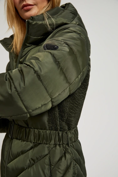Pikowana kurtka z paskiem oliwkowa