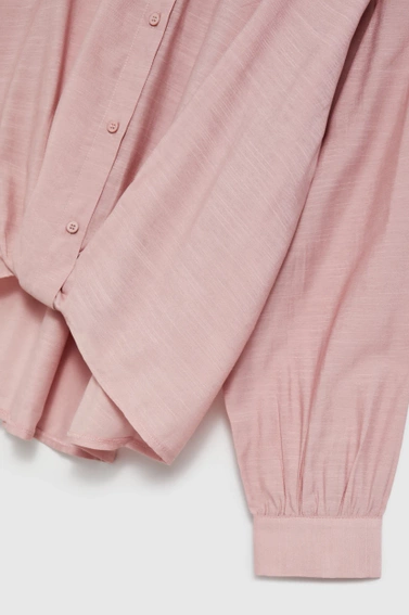 Koszula z asymetrycznym dołem różowa