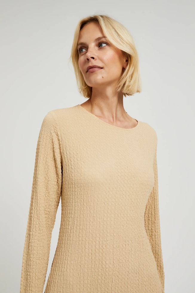 Sukienka midi z długimi rękawami beżowa