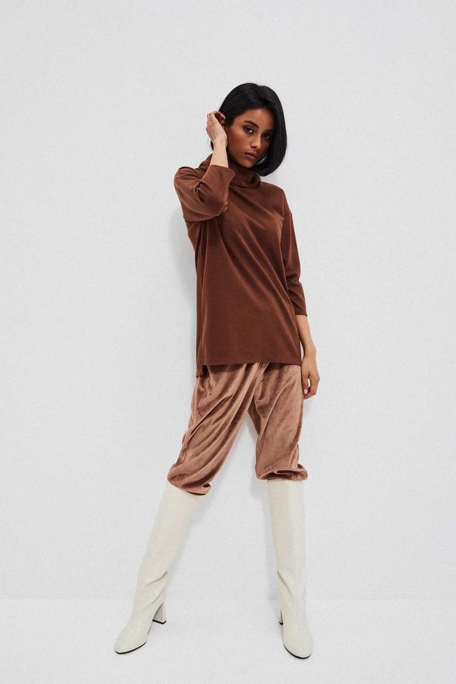 Bluza z golfem kasztanowa