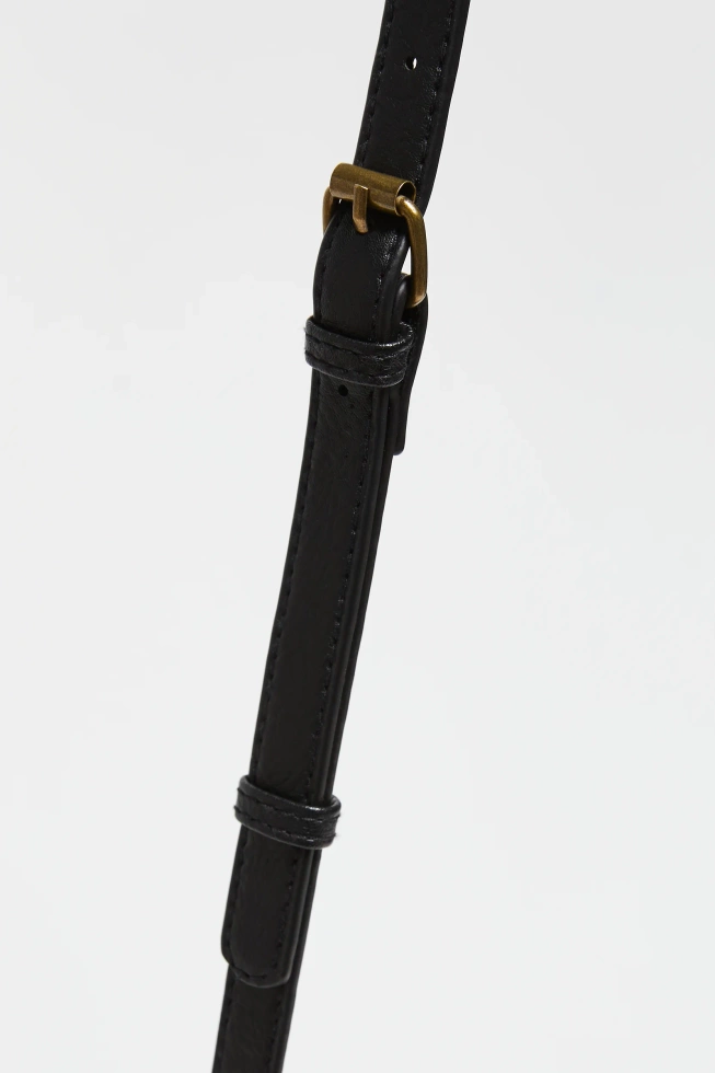 Słomkowa torebka czarna