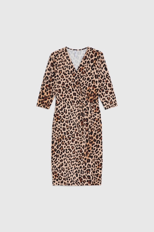 Sukienka w panterkę beżowa