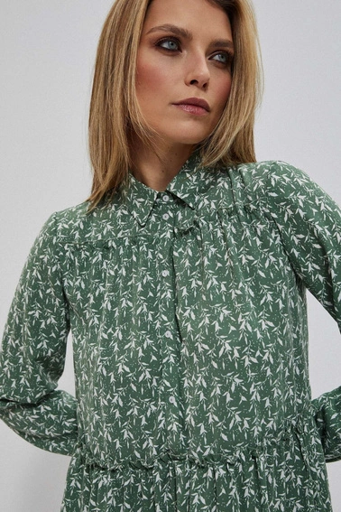 Wzorzysta sukienka z falbaną seledynowa