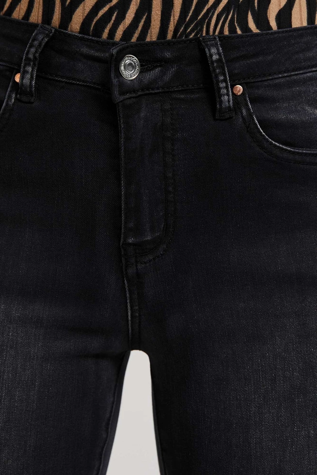 Jeansy skinny z postrzępionymi nogawkami grafitowe