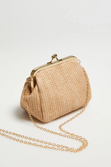 Elegancka torebka z łańcuszkiem beżowa