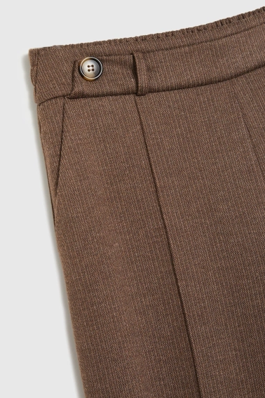 Spodnie z szerokimi nogawkami brązowe