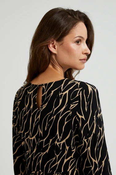 Sukienka z falbaną czarna