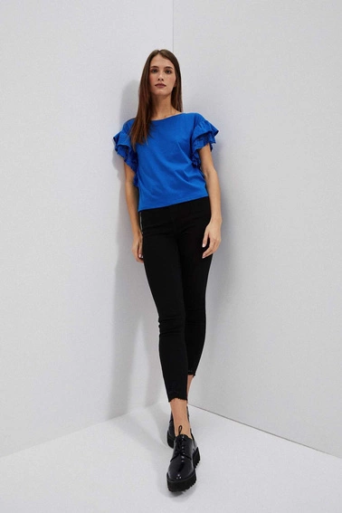 Dopasowane jeansy z postrzępioną nogawką