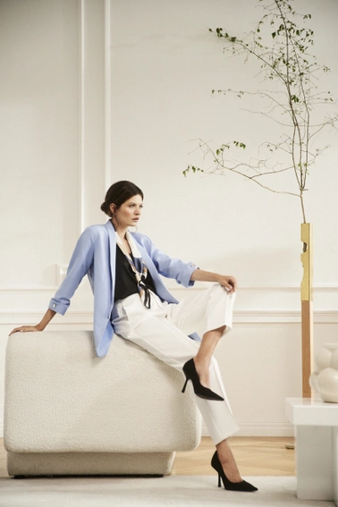 Marynarka z marszczonymi rękawami 3/4 błękitna