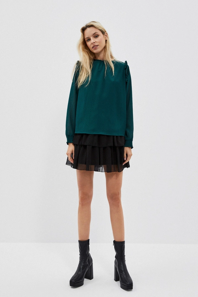 Koszula z falbaną na ramionach