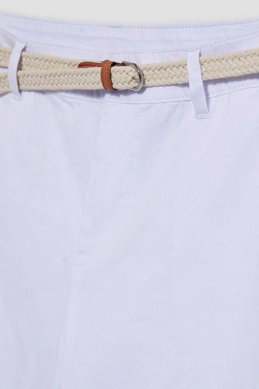 Spodnie typu chinos białe