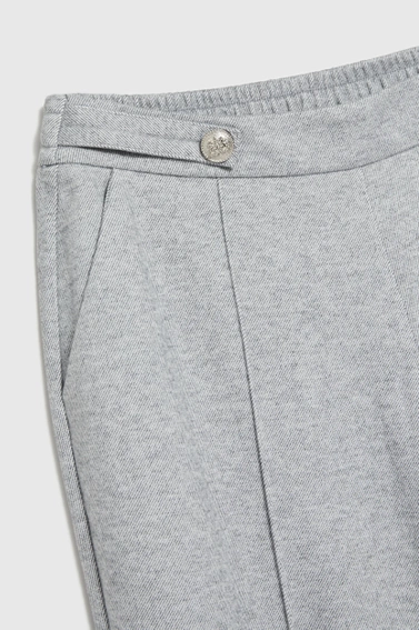 Gładkie spodnie z prostymi nogawkami i guzikami szare 
