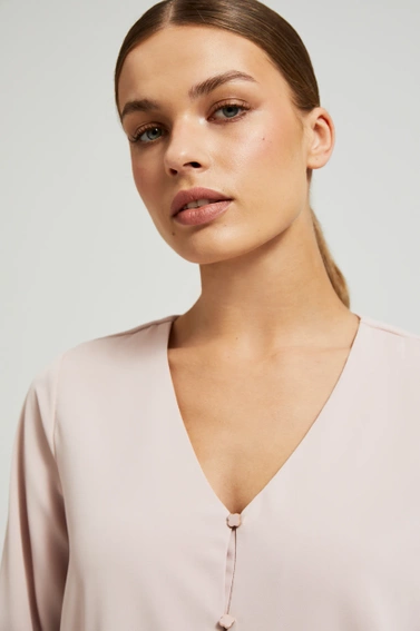 Gładka koszula z ozdobnymi guzikami