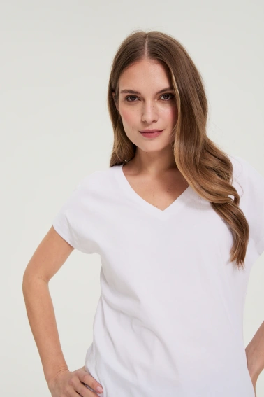 Bawełniany t-shirt z dekoltem w serek biały