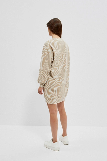 Dresowa sukienka z długim rękawem