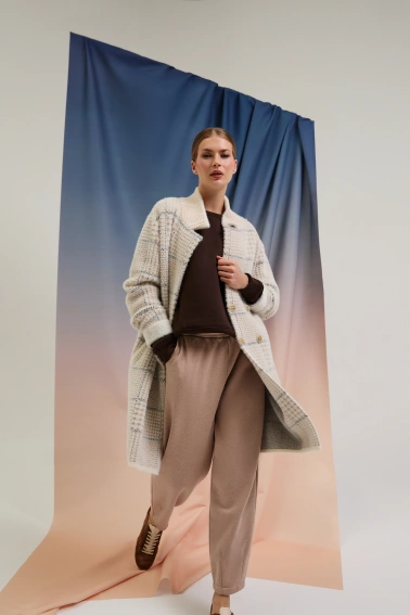 Spodnie dresowe beżowe