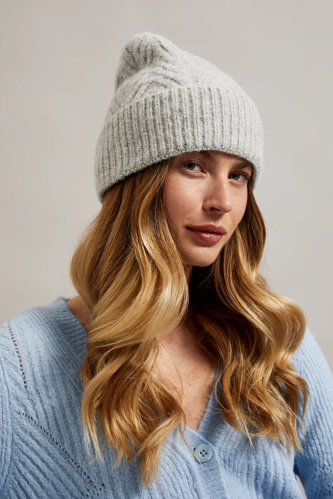 Czapka w jodełkę szara