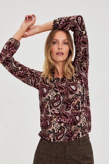 Wzorzysty sweter brązowy