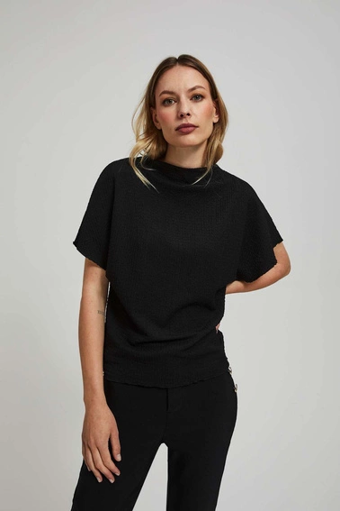 Elegancka bluzka z szerokimi rękawami czarna