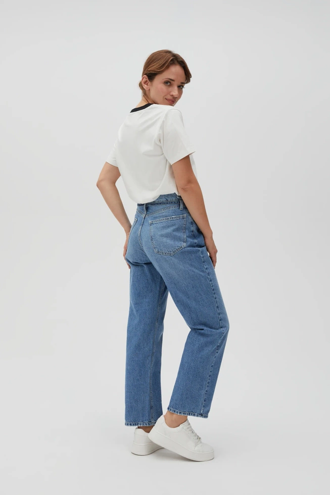 Szerokie jeansy z paskiem niebieskie