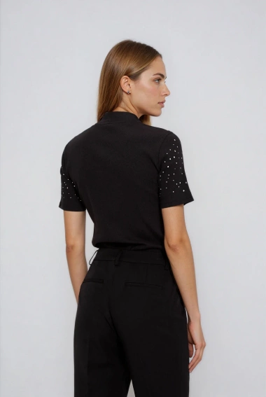 Sweter z krótkimi rękawami czarny