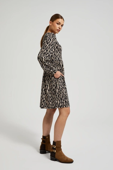 Sukienka z bufiastymi rękawami brązowa