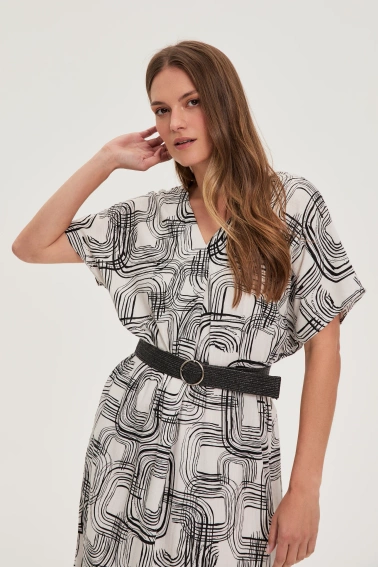 Wiskozowo-lniana sukienka biała 