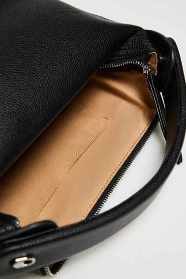 Czarna torebka z podwójnym uchwytem czarna