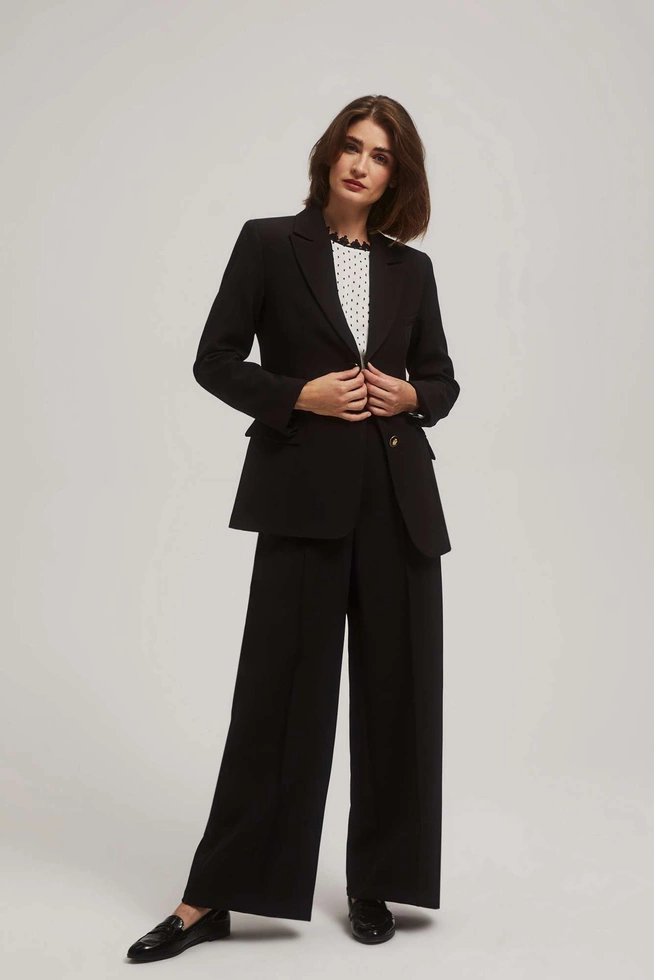 Jednorzędowa marynarka czarna