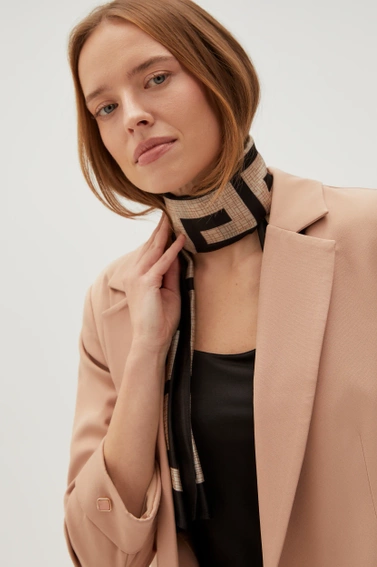 Marynarka z rękawami 3/4 beżowa