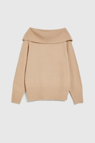 Sweter z odwijanym dekoltem beżowy 