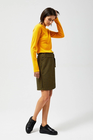 Spódniczka w kratkę z paskiem