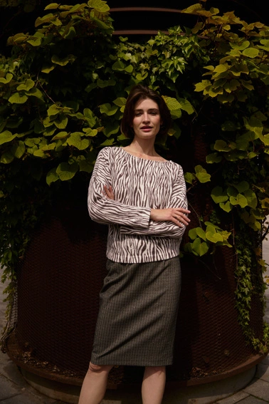 Bluza w zwierzęcy wzór beżowa