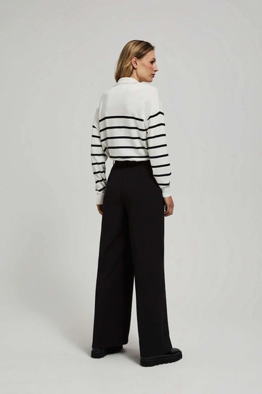 Spodnie w kant z szerokimi nogawkami i średnim stanem czarne